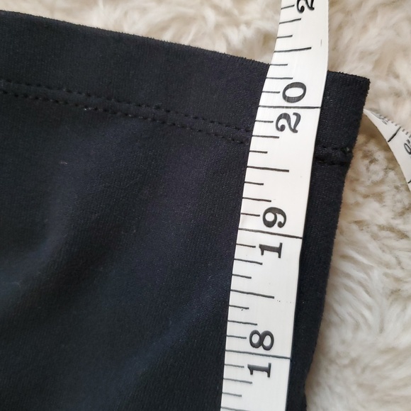 Title Nine Black Capri Leggings M - Picture 8 of 9